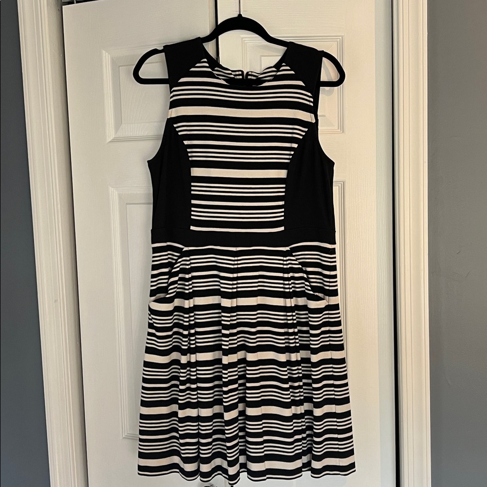 LOFT Monochrome Striped Dress